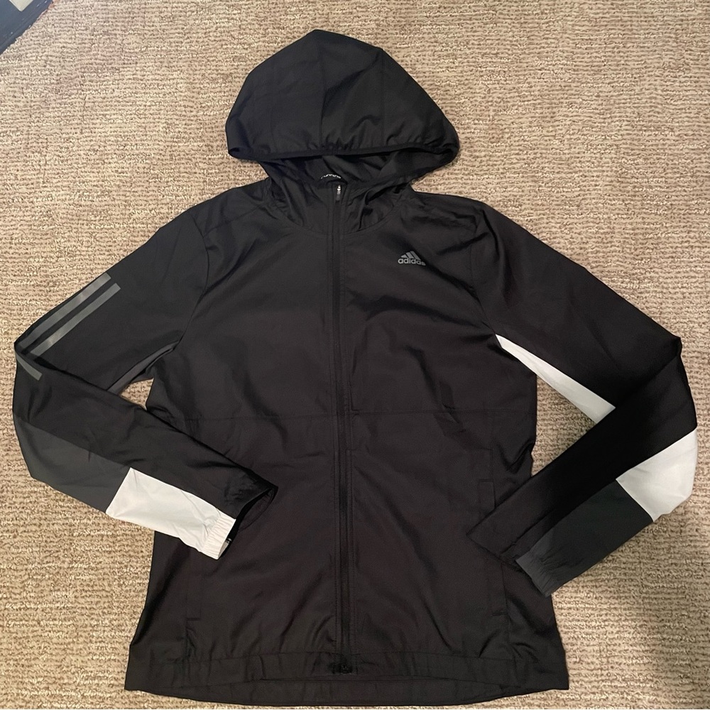 Adidas running windbreaker 🏃